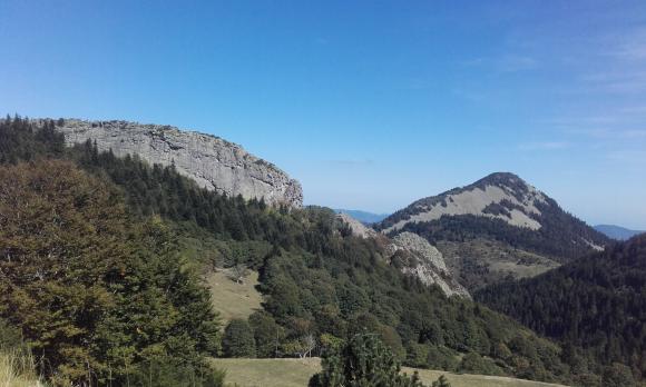 11 Rochers du Pradoux et Suc Sara.jpg