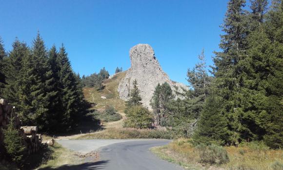 15 La Roche Pointue près des Dents du Diable.jpg